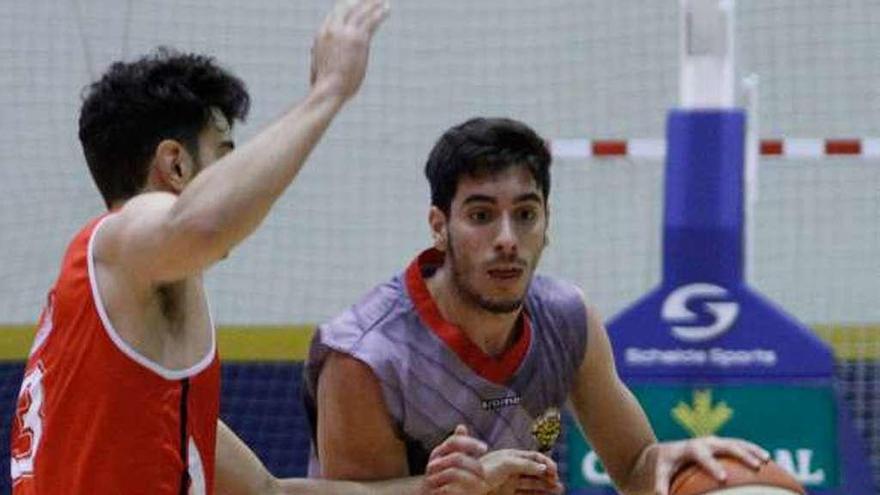 Juanma Robles, durante un partido.