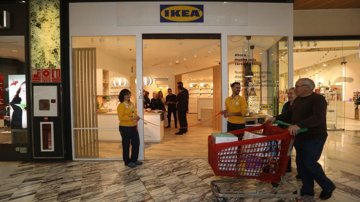 La última ganga de Ikea: un armario que conquista a los clientes por práctico y barato
