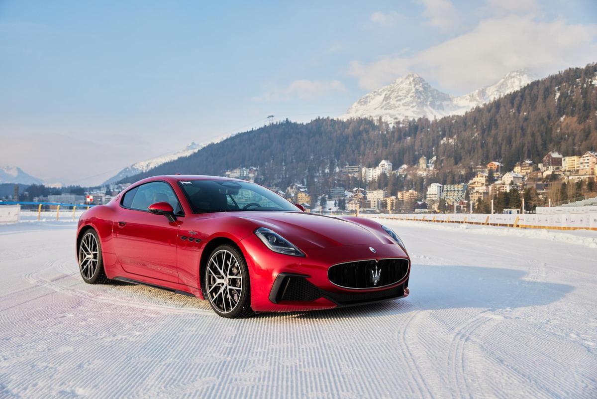 Maserati exhibe sus coches sobre el hielo de St. Moritz