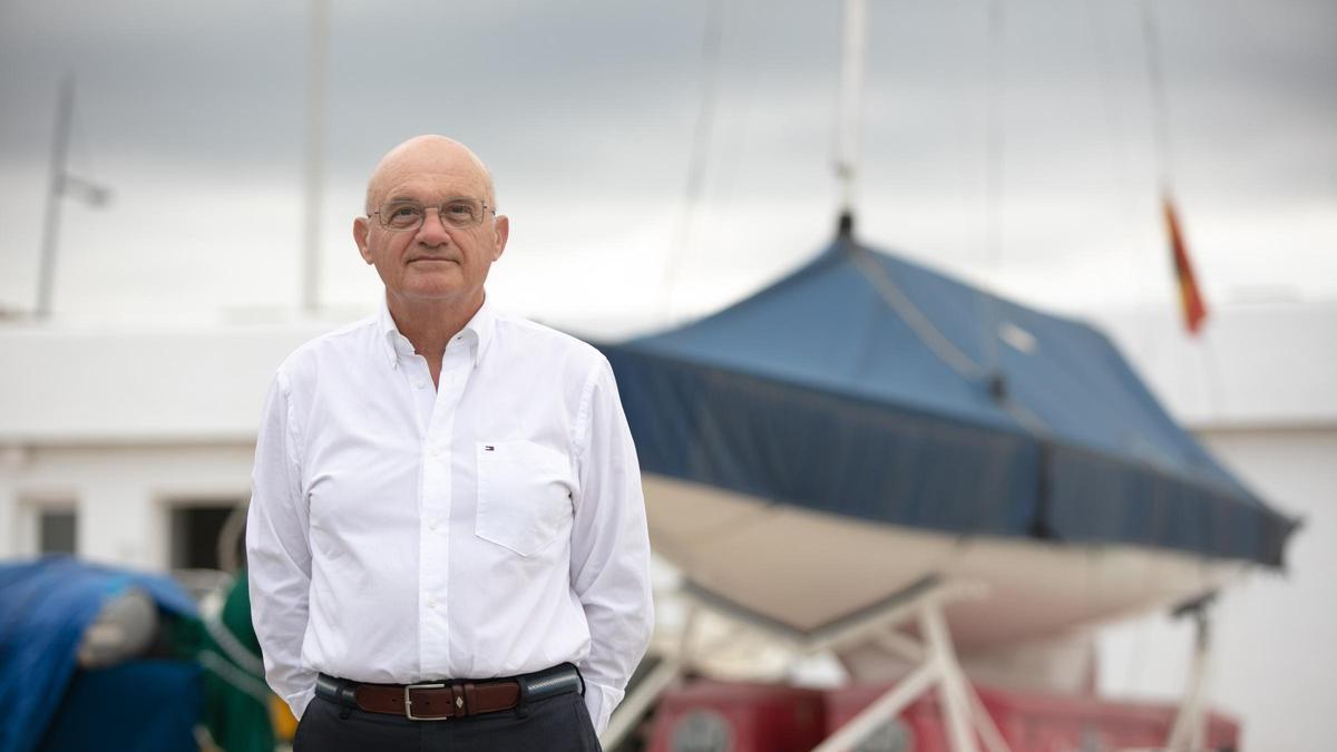 El escritor y capitán de navío en la reserva José María Prats Marí, en una imagen capturada en 2022.