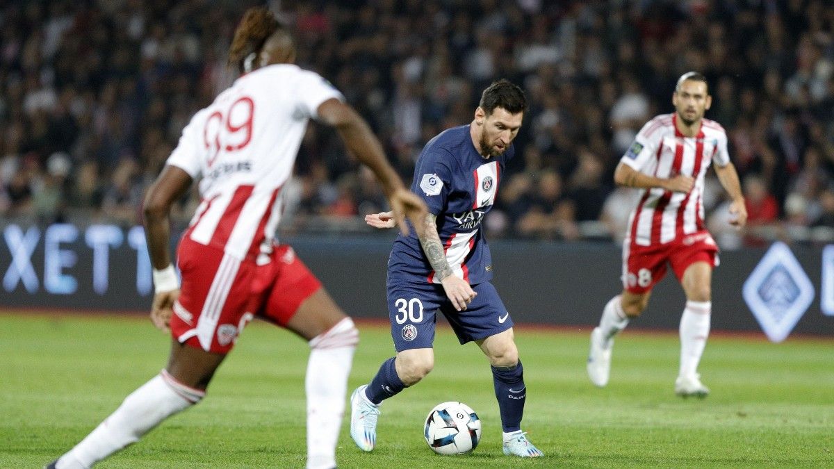 Messi, ante el Ajaccio