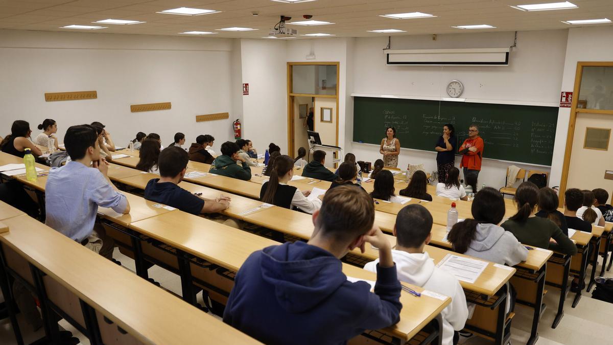 casi 500 estudiantes piden ayuda psicológica a sus campus en un año