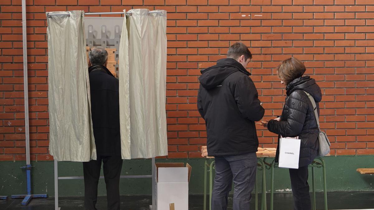 Elecciones del 15M en Castilla y León 2026, en directo: La participación sube 1,5 puntos en Castilla y León hasta las 18.00 horas