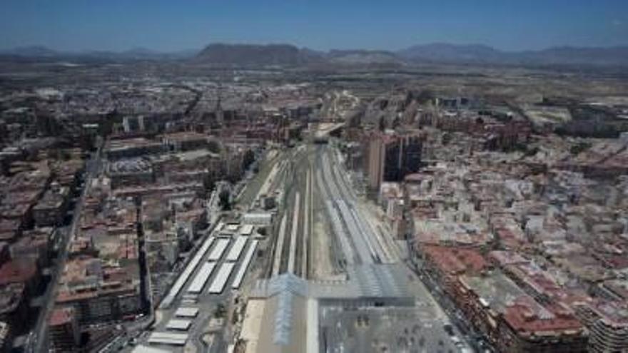 Las obras del Corredor Mediterráneo entre Alicante y València no finalizan hasta 2021