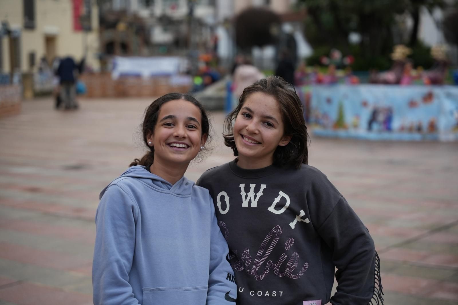 Julia y Tiddara posan en San Atón (Badajoz)