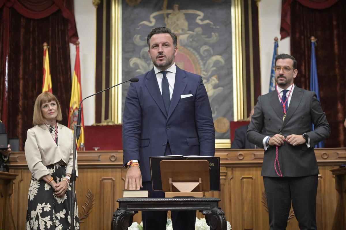 Pablo Ruz jura el cargo de alcalde en el pleno del pasado sábado en Elche