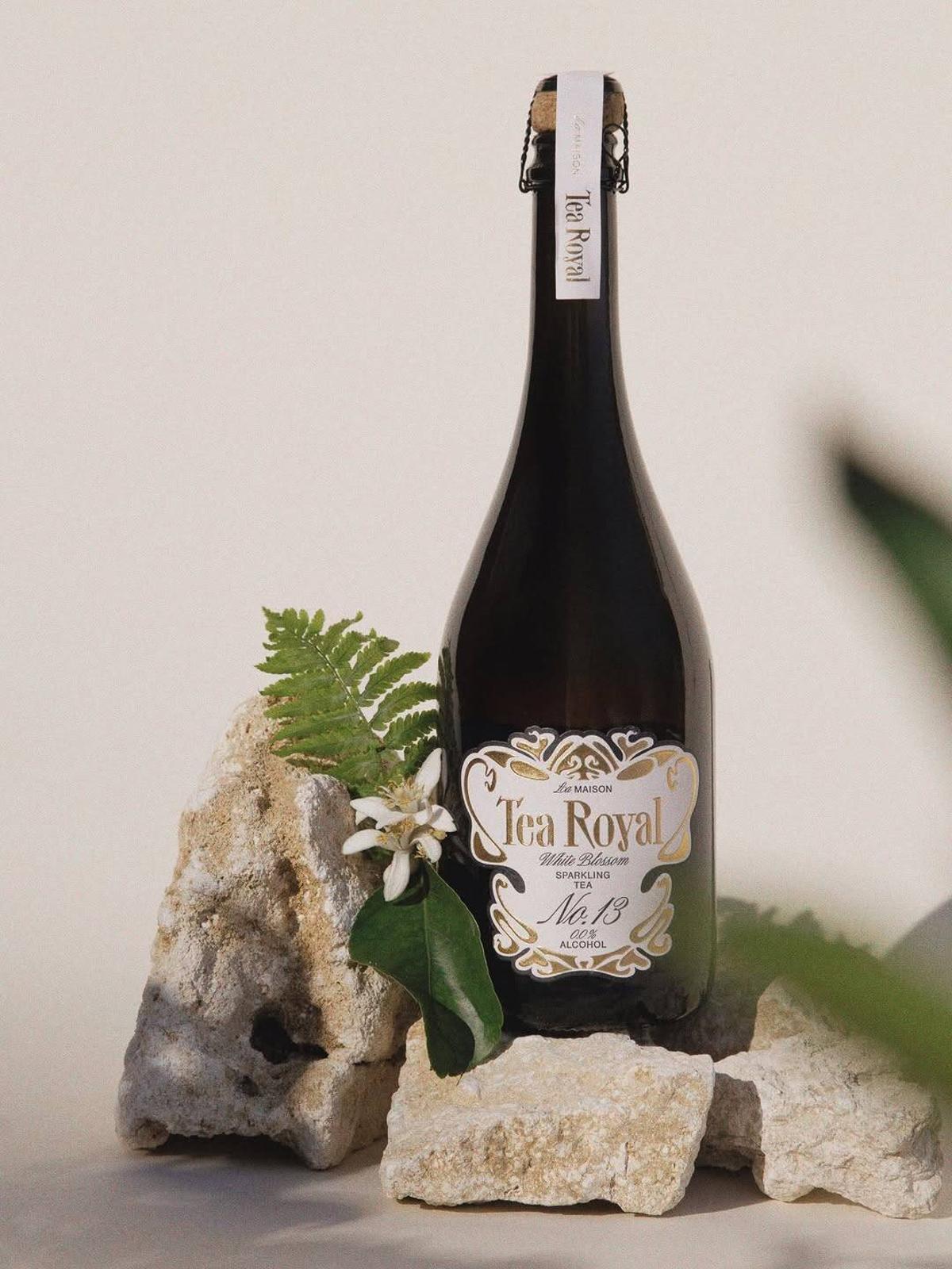 Aus Tee gemacht: eine Flasche White Blossom.
