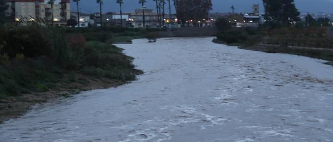 Precipitaciones de 180 litros ponen en alerta a Càrcer y Cotes por la crecida del Sellent