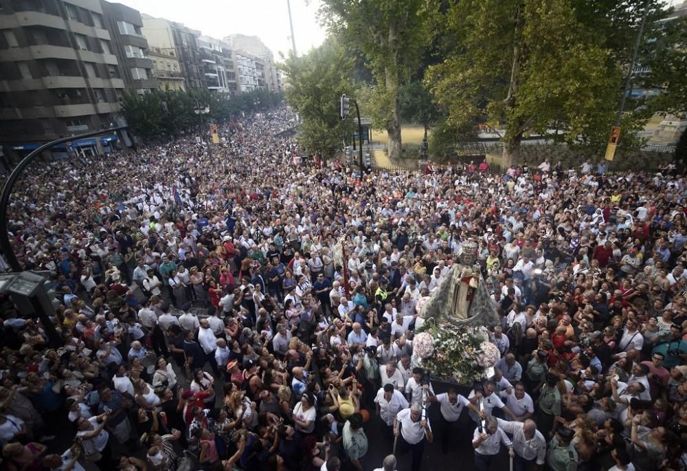 La Fuensanta baja en romería hasta la Catedral