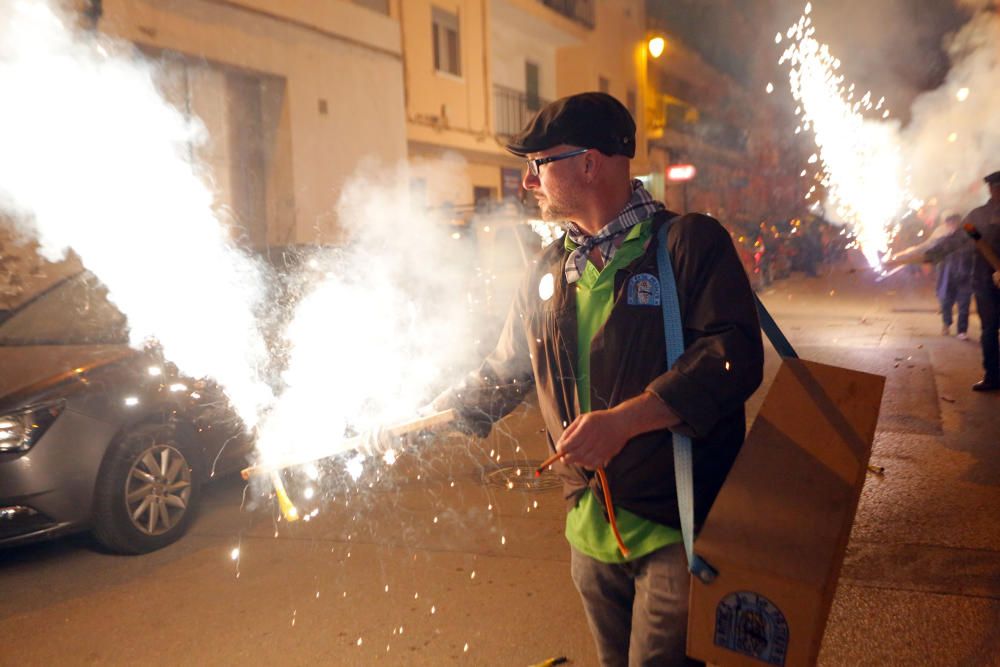 Instante de la Passejà de Sant Onofre celebrada el sábado por la noche en Quart de Poblet.