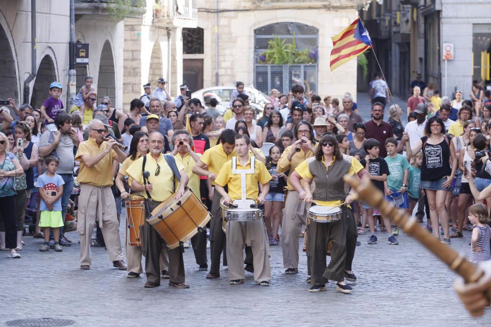 La Flama del Canigó arriba a Girona