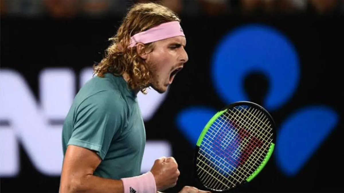 Un inspirado Tsitsipas elimina a Federer