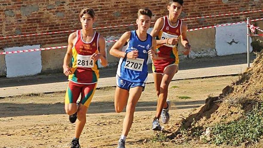 Arranca el campo a través