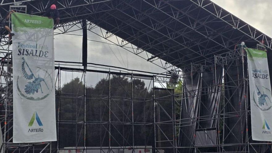 Últimos preparativos para los conciertos de Treixadura, P-rbo y Os Xesteira en Sisalde