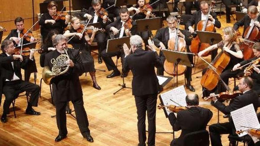 La Real Filharmonía, en su último concierto en Vigo. // R. Grobas