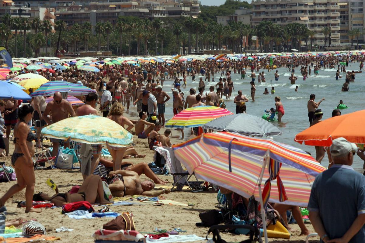 VACIONES EN LA PLAYA VACIONES EN LA PLAYA