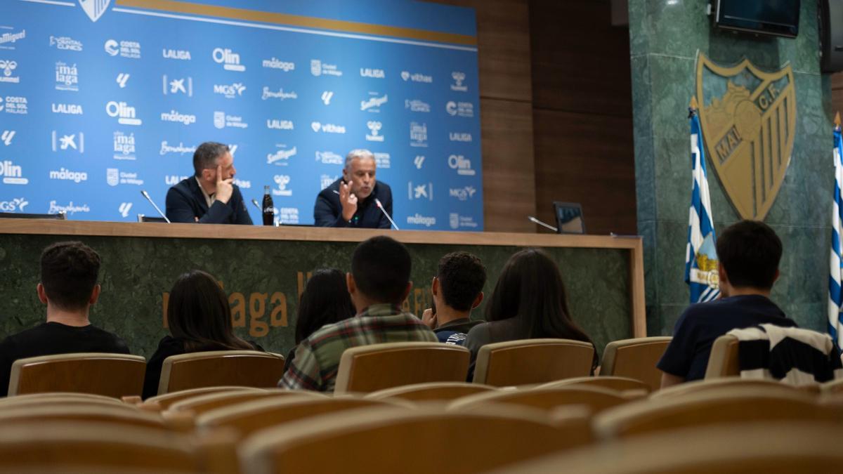 Ibon Navarro y Sergio Pellicer en la sala de prensa de La Rosaleda.