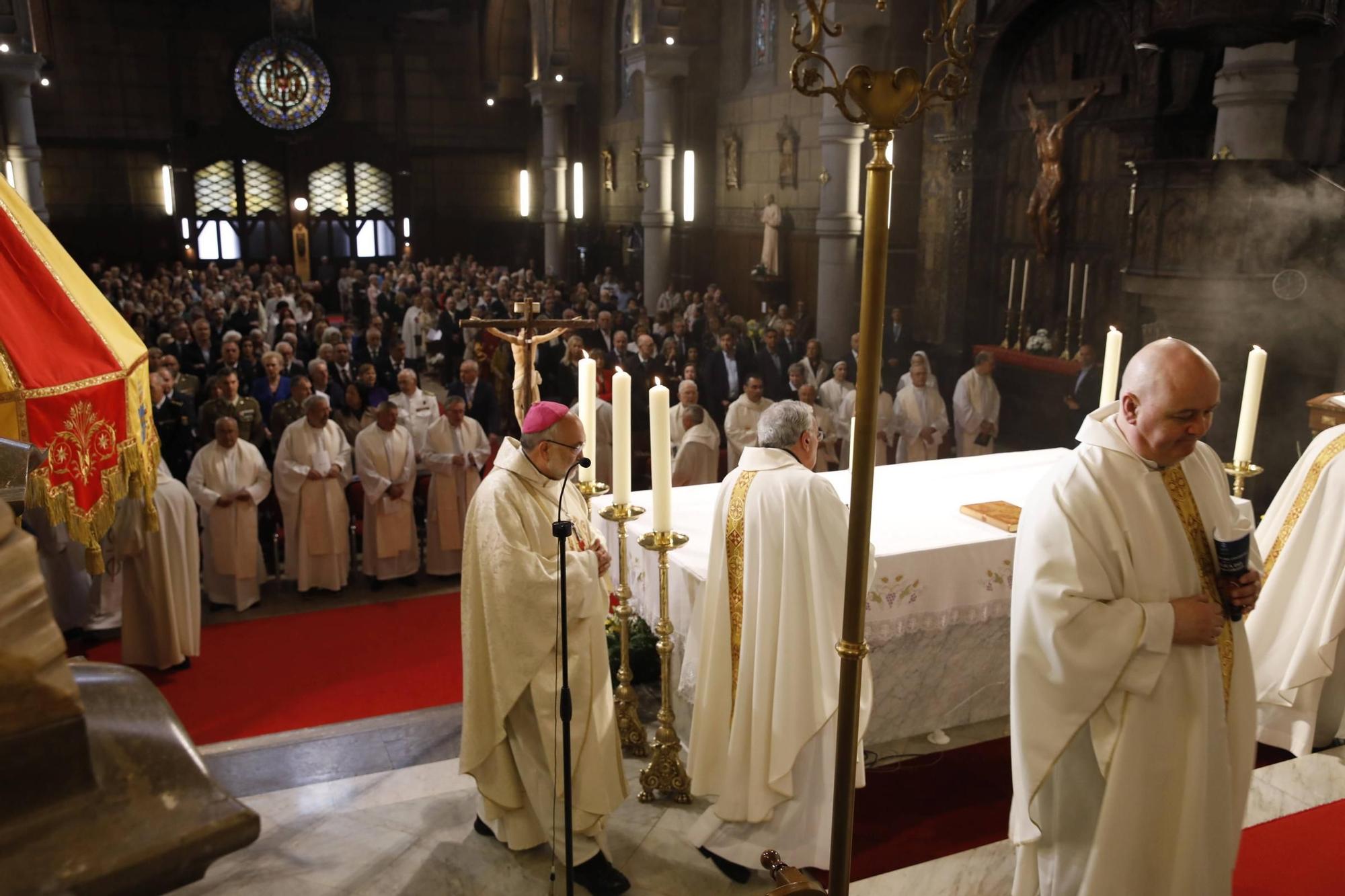 Así fue la celebración del centenario de la Basílica del Sagrado Corazón de Gijón (en imágenes)