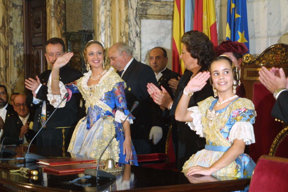 Sara y Alba coincidieron en la gama de azul de los trajes.