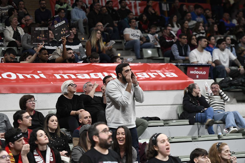 Todas las imágenes del partido del UCAM Murcia contra el Bàsquet Girona