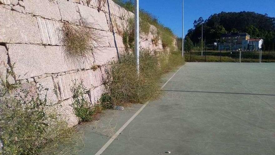 Campo de fútbol en A Galea en Miño.