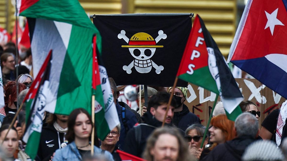 De Nepal a Marruecos: la bandera de One Piece se convierte en un símbolo de lucha en las revueltas de la Generación Z