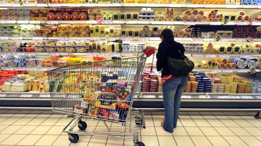 La capital grancanaria soporta la cesta de la compra más cara de España