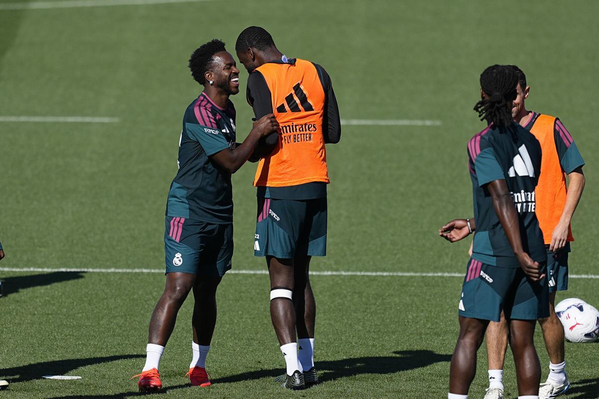 Vinicius Junior and Antonio Rudiger during the training day of Real Madrid ahead the Spanish League, LaLiga EA Sports, football match against Malaga CF at Ciudad Deportiva Real Madrid on August 29, 2026, in Valdebebas, Madrid, Spain. AFP7 29/08/2026 ONLY FOR USE IN SPAIN. Oscar J. Barroso / AFP7 / Europa Press;2026;SOCCER;SPAIN;SPORT;ZSOCCER;ZSPORT;Real Madrid training and press conference - LaLiga EA Sports
