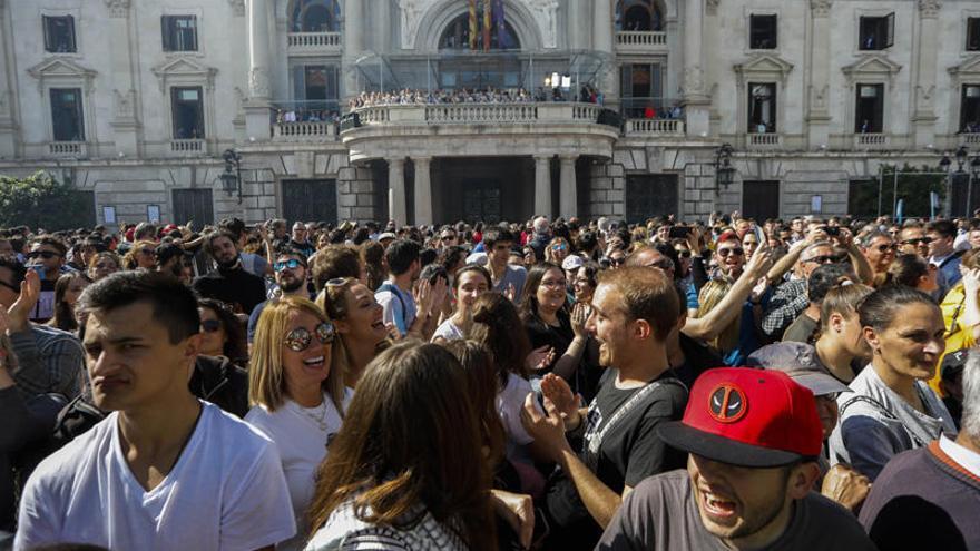 Búscate en la mascletà del 4 de marzo