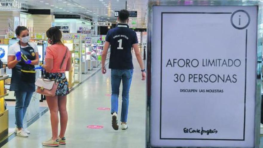 Interior ayer de uno de los centros de El Corte Inglés en la capital grancanaria.