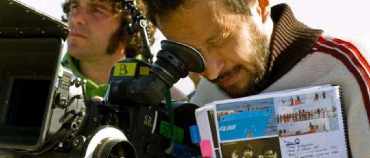 Salvador Calvo durante el rodaje de una película.