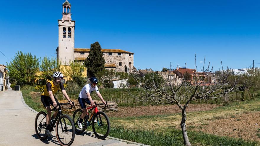 Aquesta comarca gironina té algunes de les millors rutes per practicar ciclisme i senderisme