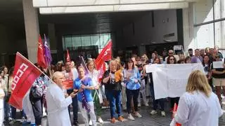 CCOO se moviliza ante la "injusticia laboral" que sufre el personal subrogado del hospital de Dénia