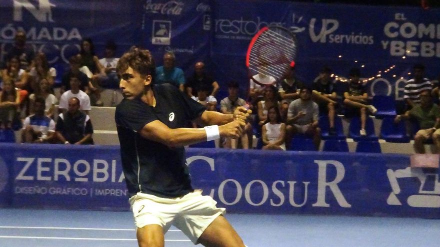Dani Mérida derrota a Rafa Jodar en el duelo de octavos entre españoles de Pozoblanco