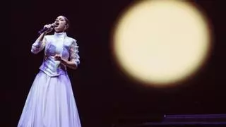 Blanca Paloma se emociona tras cantar la versión electrónica de 'Eaea' en la Barcelona Eurovision Party