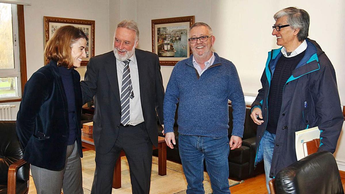 Beatriz Colunga, Enrique López Veiga, Xosé Manuel Pazos y Mariano Abalo, reunidos en 2016.   | // R.GROBAS