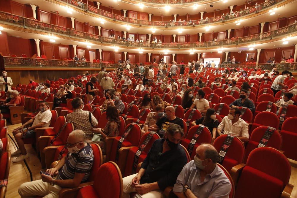 Publico en el Gran Teatro