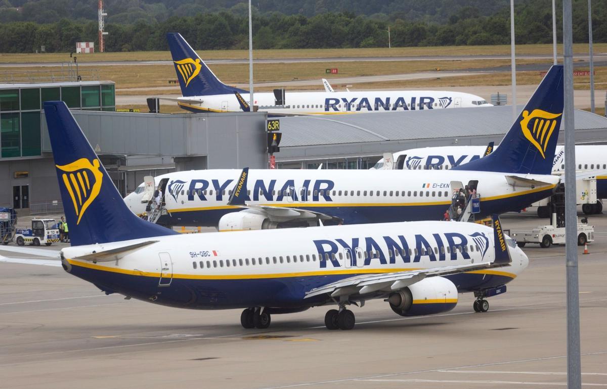 Aviones de Ryanair en un aeropuerto británico, en una imagen de archivo.