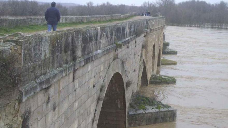 Patrimonio autoriza el proyecto básico que permitirá restaurar el Puente Mayor