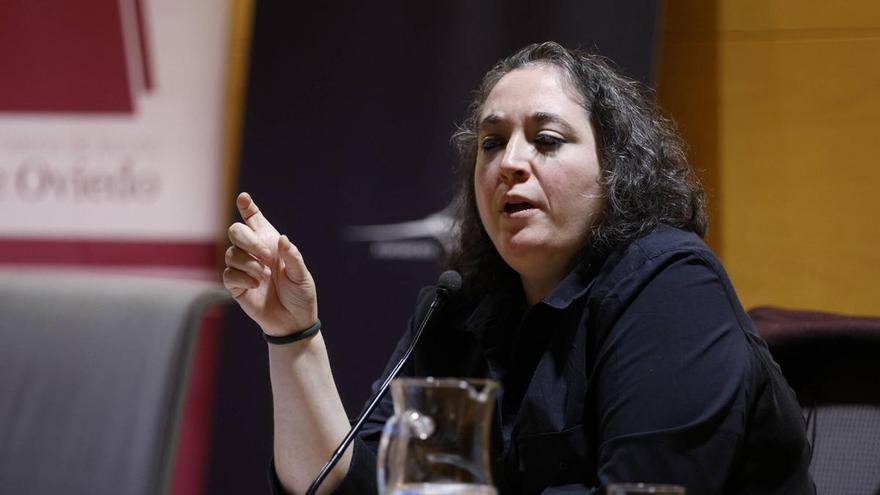 María Gil Poisa, profesora universitaria y experta en monstruos cinematográficos: "Drácula suele interpretarse como una metáfora de la inmigración y la criatura de Frankenstein nos dice que el mal real es Víctor Frankenstein"