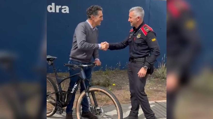 Vídeo | Els Mossos recuperen la bicicleta que li van robar a Miguel Induráin