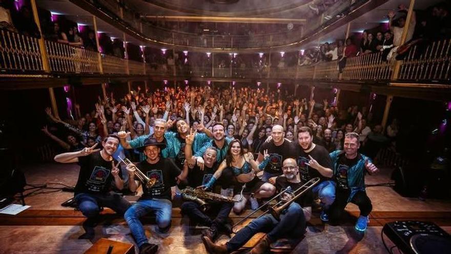 La banda 'Esta me la sé' aterrizará en las Festes de la Terra con un formato "nuevo y único en Ibiza" y algunas sorpresas