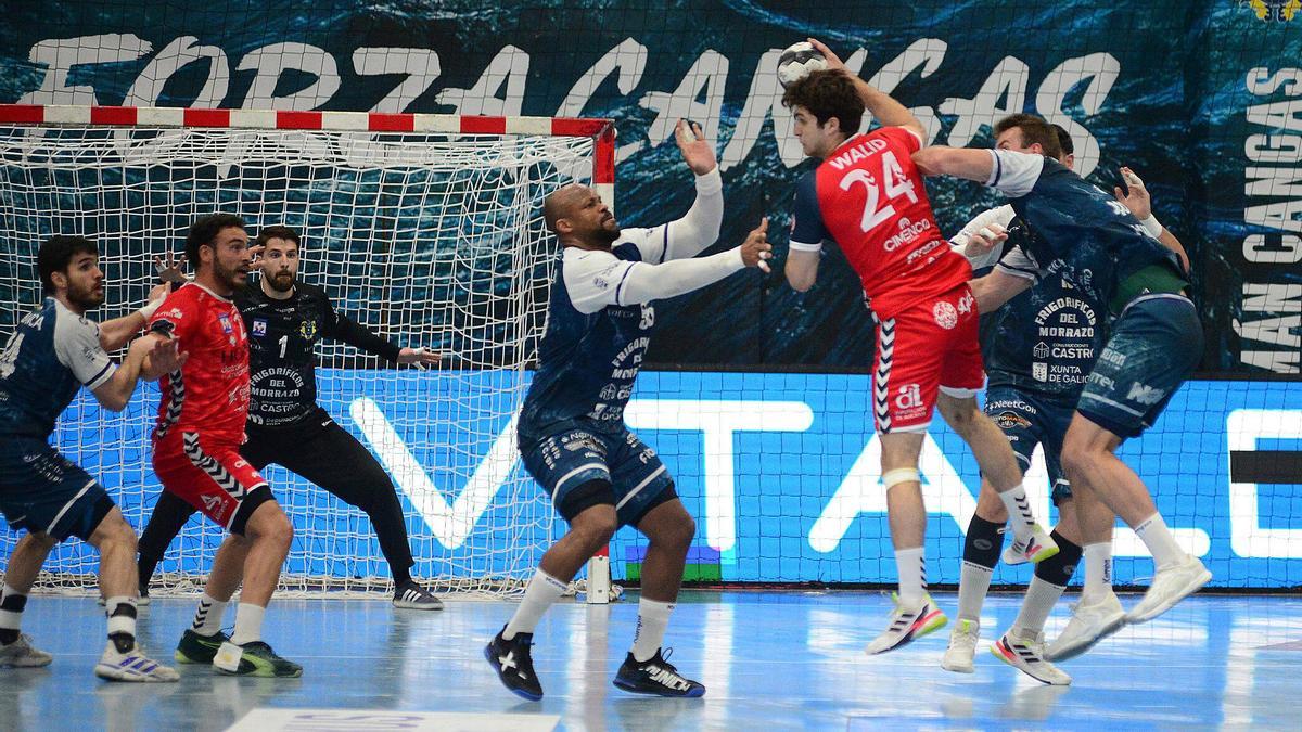 Martín Fuentes e Ivan Panjan optan al mejor gol y a la mejor parada del mes