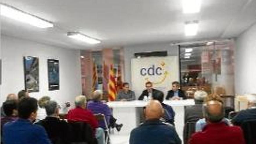 Foto de l&#039;assemblea comarcal de la Garrotxa de Convergència.
