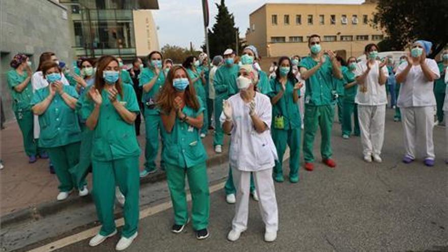 Los grupos políticos estudian un 23 de abril en homenaje a los sanitarios