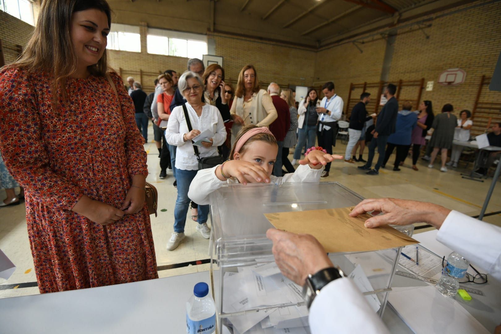 Las mejores imágenes de la jornada electoral en Pontevedra