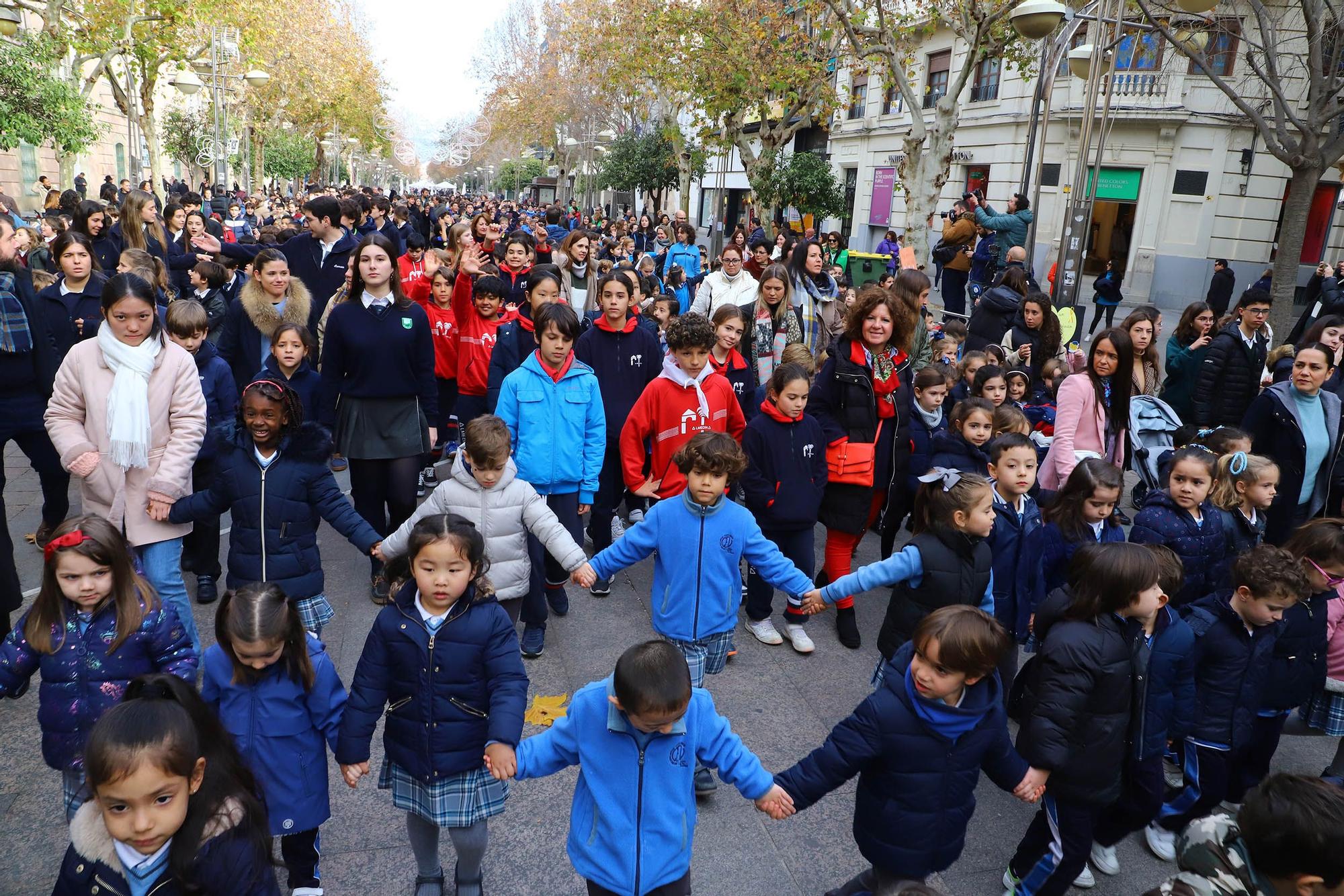 1.100 escolares marchan contra el cáncer