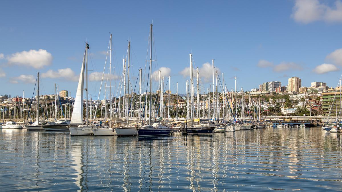 Vista del Muelle Deportivo de Las Palmas de Gran Canaria.