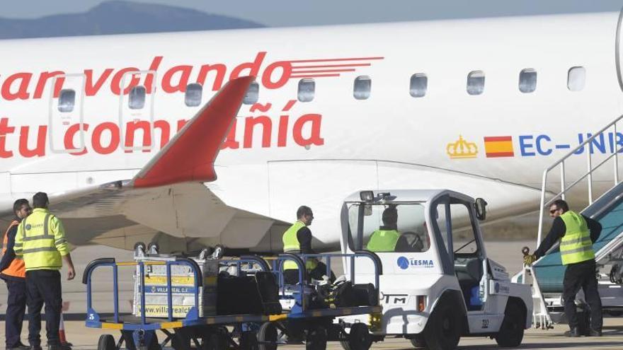 El Villarreal vuela a A Coruña desde Manises por culpa del viento