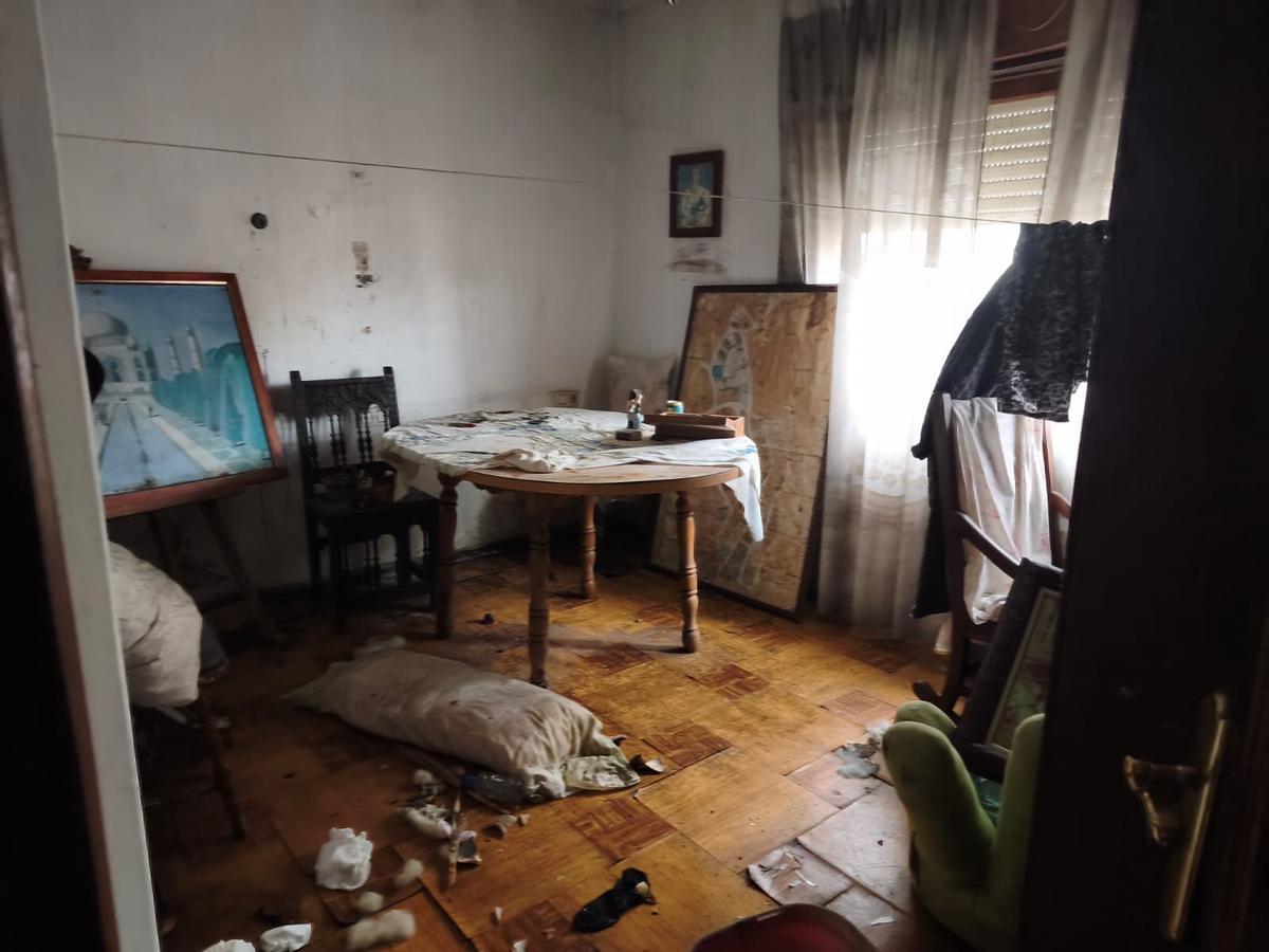 La casa de María en Moaña tras mes y medio de okupación